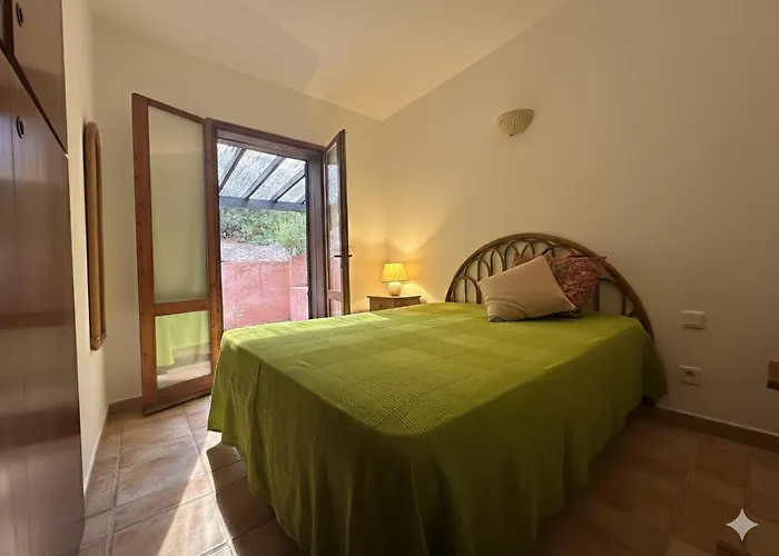 8 Arbousiers 21 Bonifacio (Corsica)