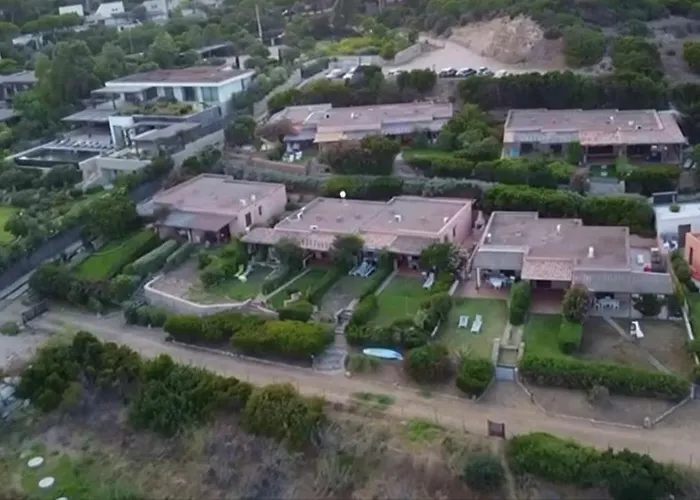 8 Arbousiers 21 Bonifacio (Corsica)